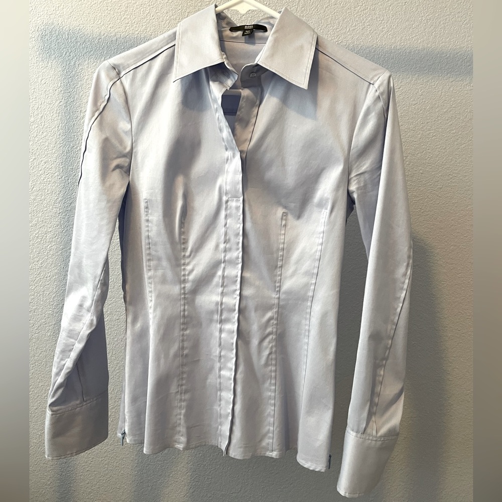 Hugo Boss light blue collared dress shirt in size 2